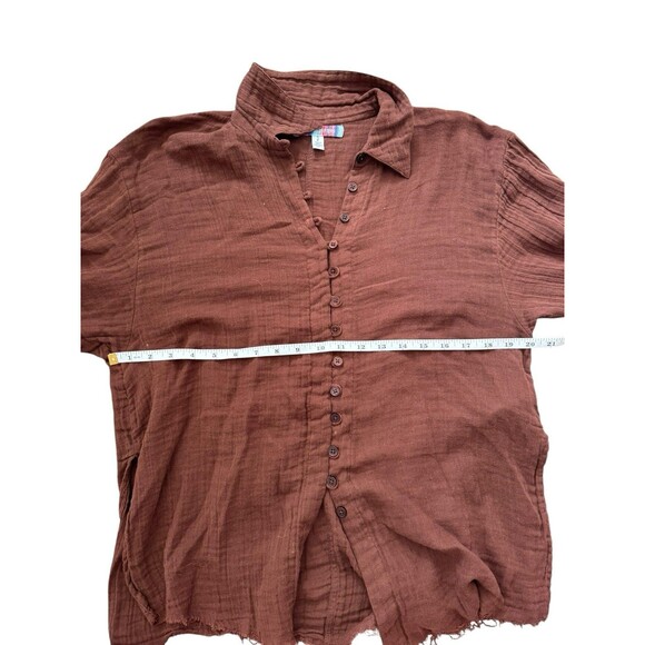 Urban Outfitters Addison Button Down Shirt Blouse Size Small Gauzey Raw Hem Punk - Picture 7 of 11